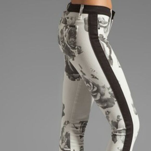 Hudson Jeans 'Leeloo' Colorblock Crop Skinny Jeans - Picture 9 of 9